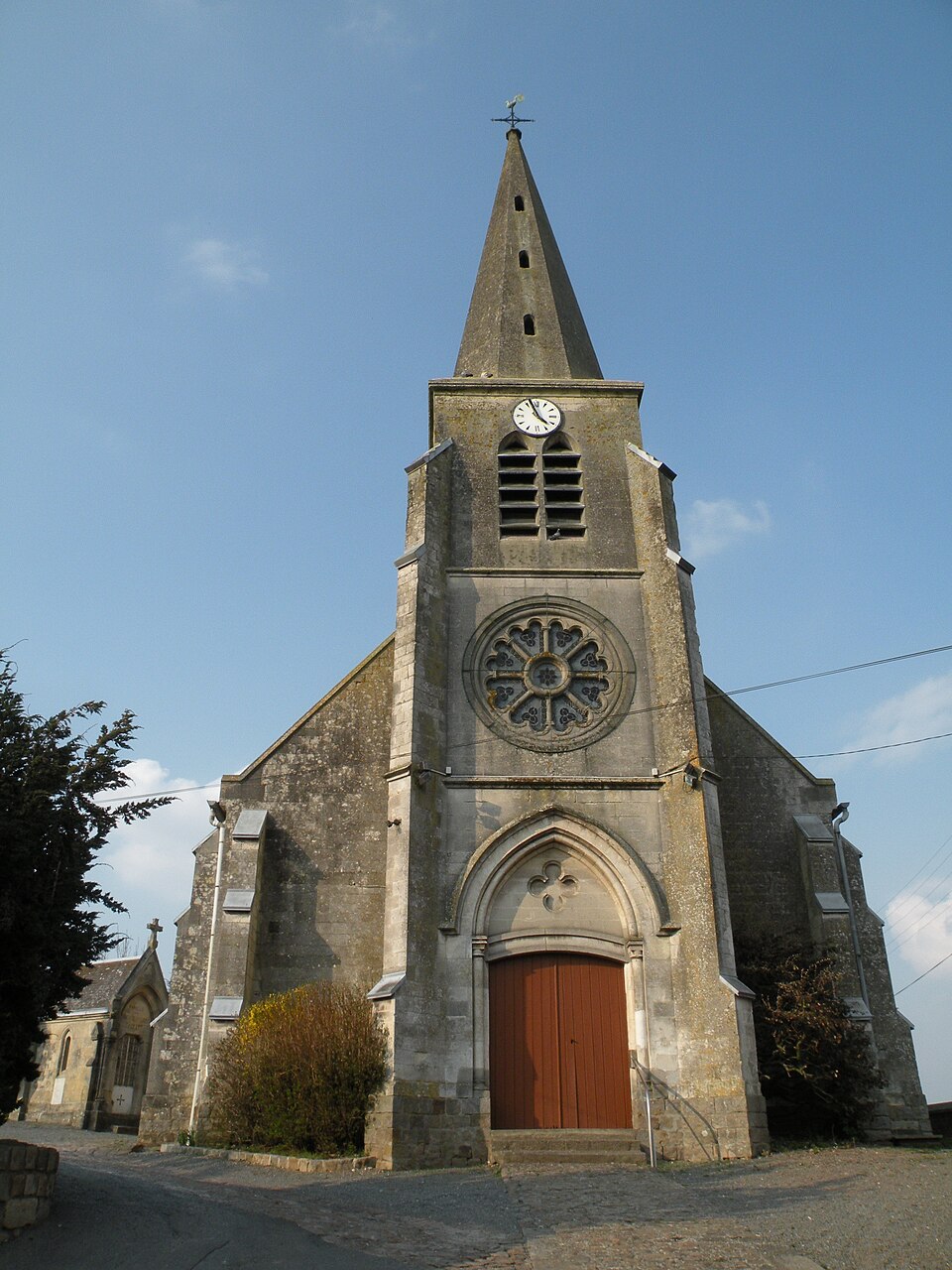 L'église Saint-Vaast.